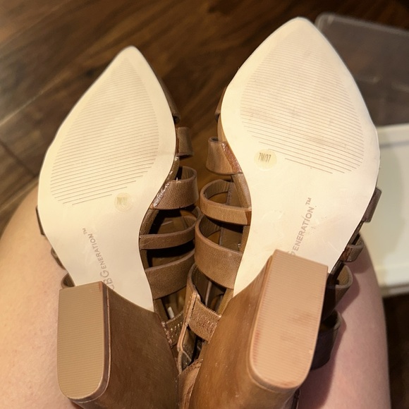 New without box BCBGENERATION Jaxx shoes - Picture 6 of 11